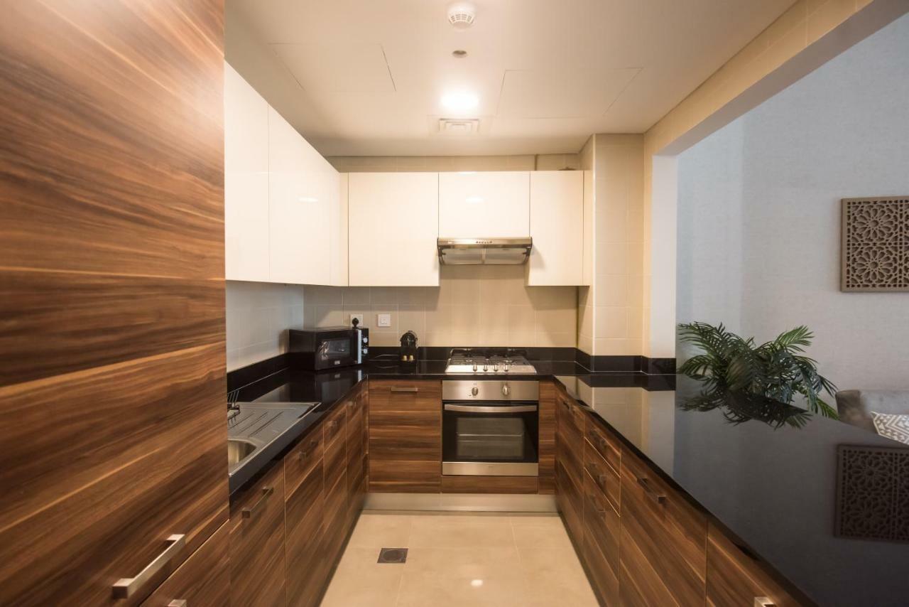 Fantastay Sparkle Tower One Bedroom Suite Marina View Dubai Esterno foto