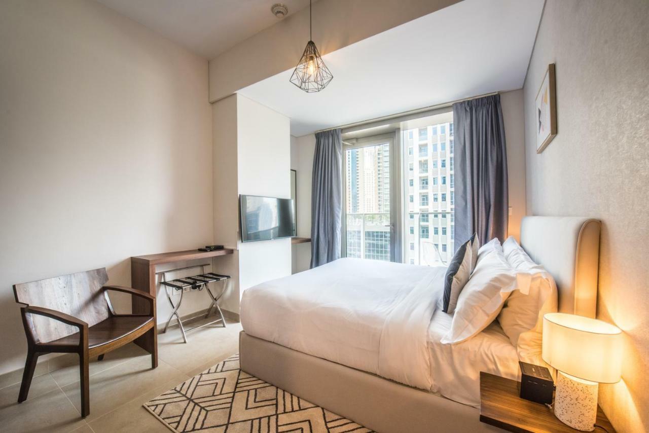 Fantastay Sparkle Tower One Bedroom Suite Marina View Dubai Esterno foto